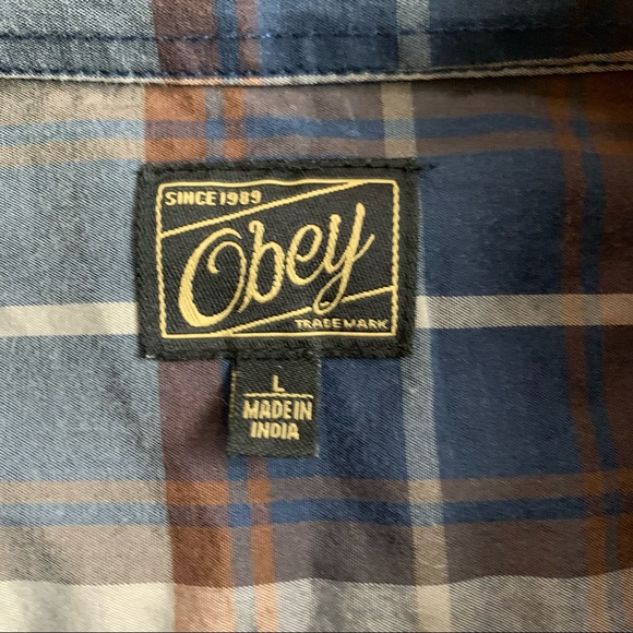 Obey Short Sleeve Button Up sz Large - Picture 2 of 6